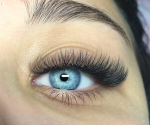 Наращивание ресниц Лисий эффект